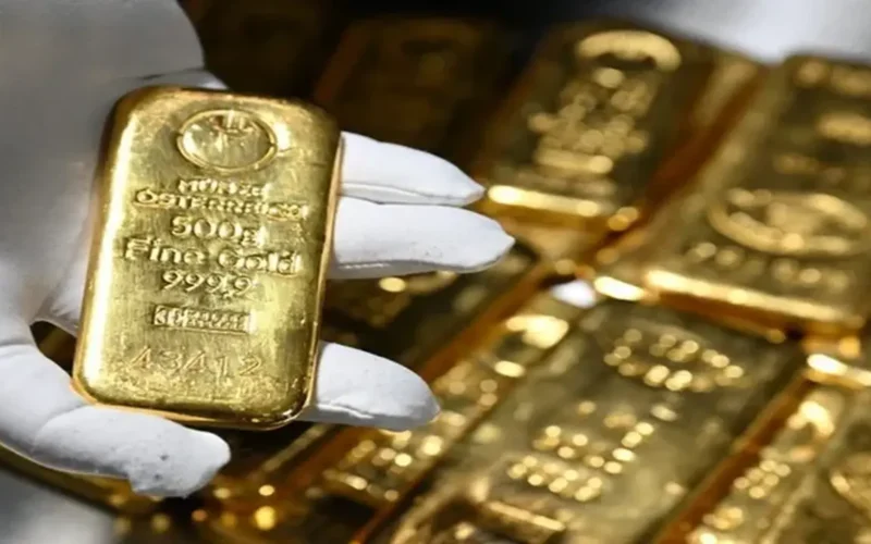 تحرك مفاجئ في أسعار الذهب عالمياً مع بداية تعاملات يوم الاثنين